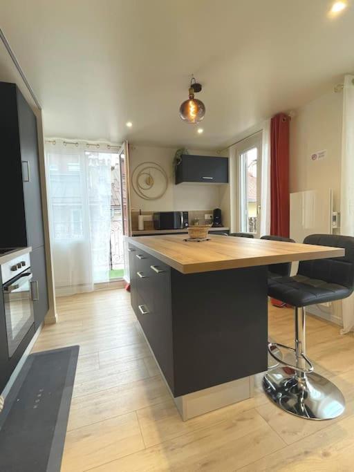 Luxueux T2 Lumineux Unique Saint Claude Apartment ภายนอก รูปภาพ