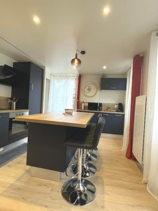 Luxueux T2 Lumineux Unique Saint Claude Apartment ภายนอก รูปภาพ